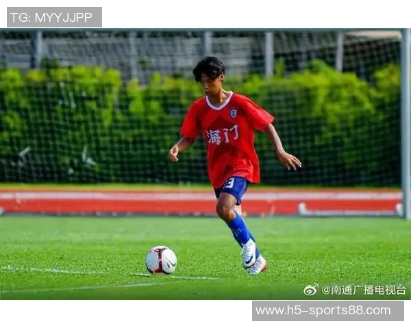 上海海港U15队大胜海门珂缔缘U15队七球狂胜展现青少年足球实力